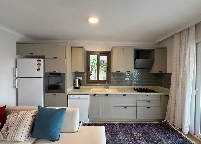 Denize Sifir * Özdere